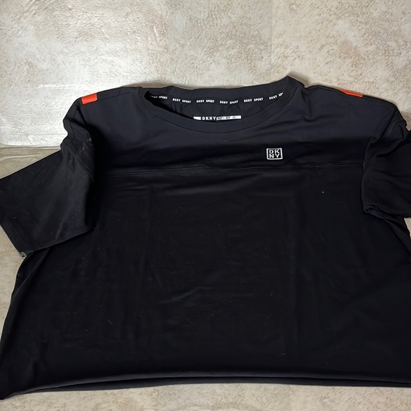 DKNY Sport Tshirt